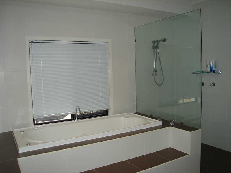 34 Petworth Court, Arundel QLD 4214