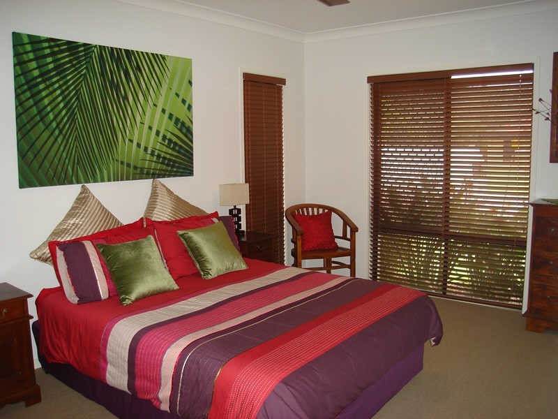 34 Petworth Court, Arundel QLD 4214