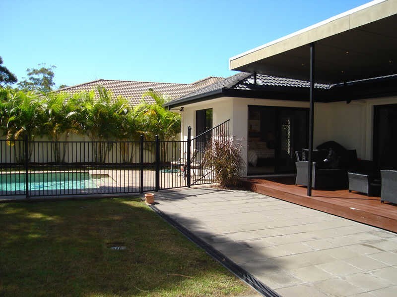 34 Petworth Court, Arundel QLD 4214