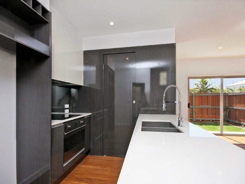 1/20 Ray Street, Runaway Bay QLD 4216