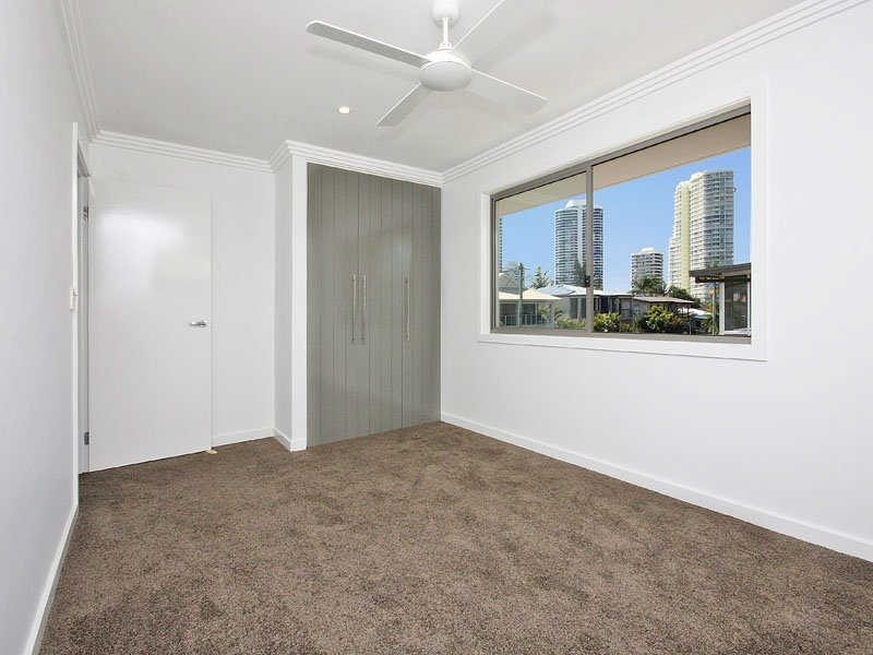 1/20 Ray Street, Runaway Bay QLD 4216