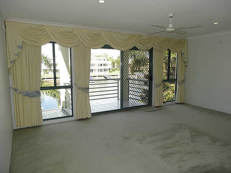 9/3 Lee Road, Runaway Bay QLD 4216