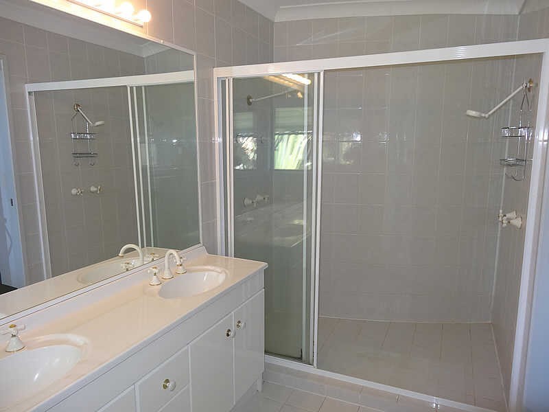 9/3 Lee Road, Runaway Bay QLD 4216