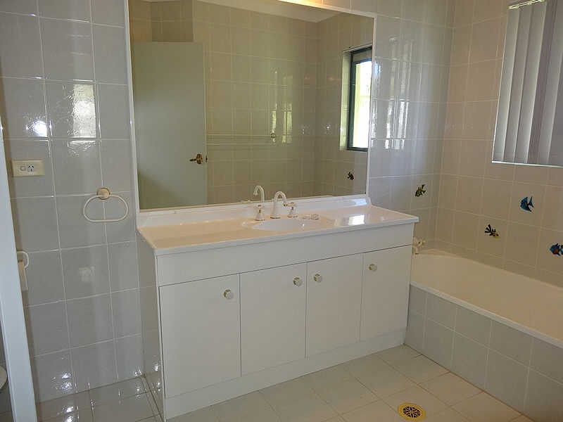 9/3 Lee Road, Runaway Bay QLD 4216