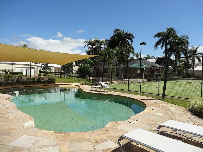 9/3 Lee Road, Runaway Bay QLD 4216