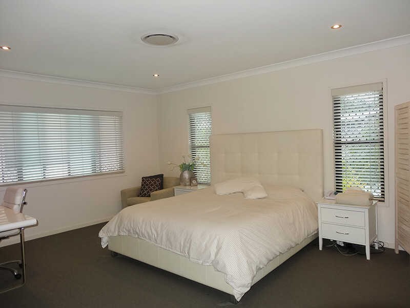 5 Xenia Court, Coombabah QLD 4216