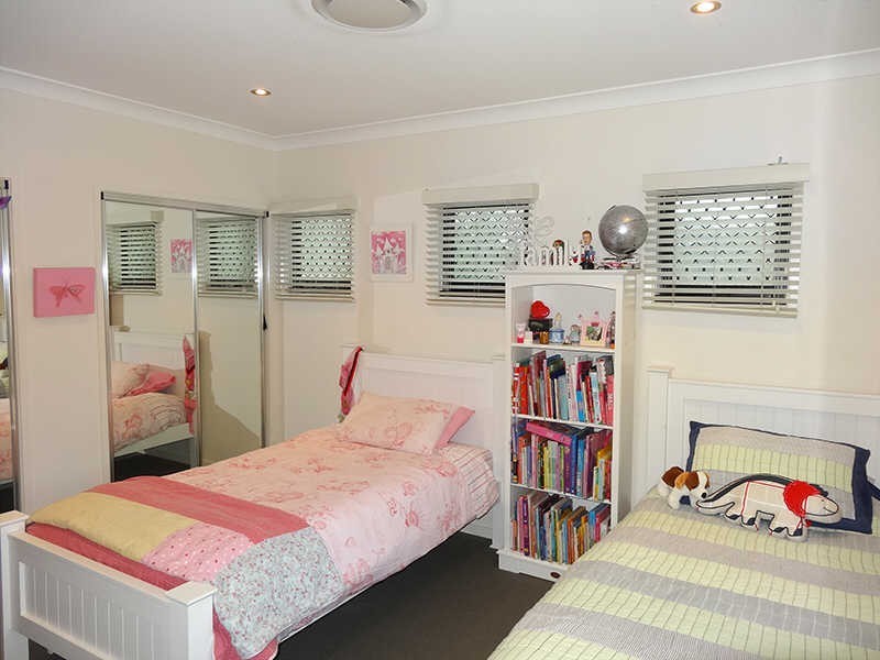 5 Xenia Court, Coombabah QLD 4216