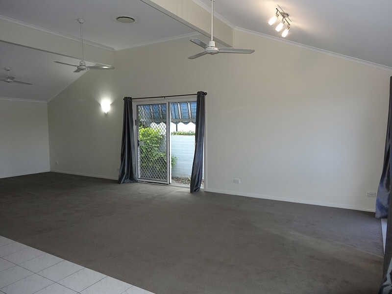 460 Oxley Drive, Runaway Bay QLD 4216