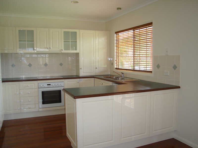 67 Nalkari Street, Coombabah QLD 4216