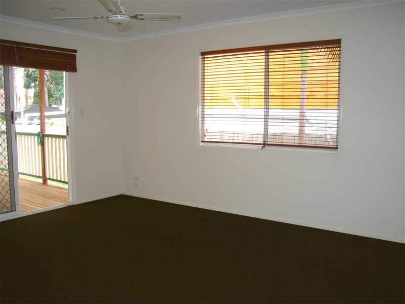 67 Nalkari Street, Coombabah QLD 4216