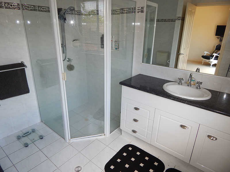 7 Eastside Esplanade, Helensvale QLD 4212