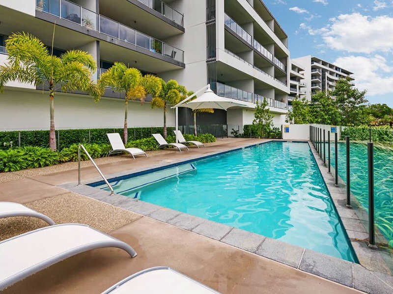 304/3 Compass Drive, Biggera Waters QLD 4216