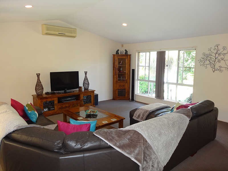 5 Hazeltine Place, Parkwood QLD 4214