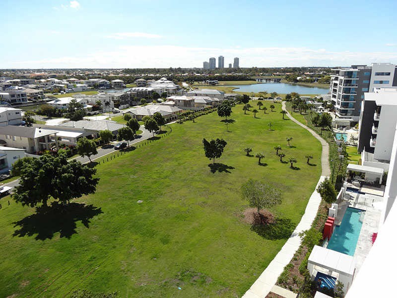 708/15 Compass Drive, Biggera Waters QLD 4216