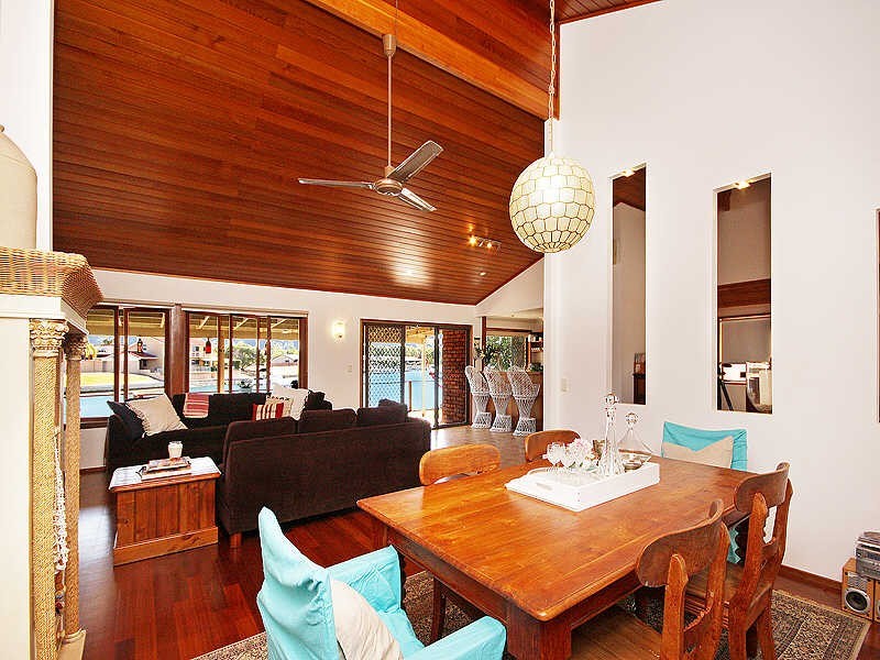 23 Kikori Crescent, Runaway Bay QLD 4216