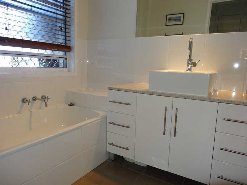 87 Lae Drive, Runaway Bay QLD 4216