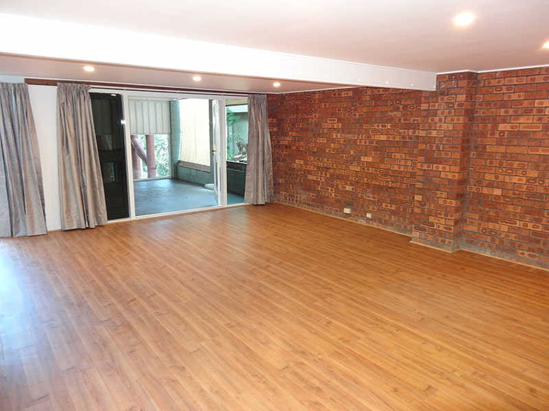 28B The Crescent, Ashmore QLD 4214