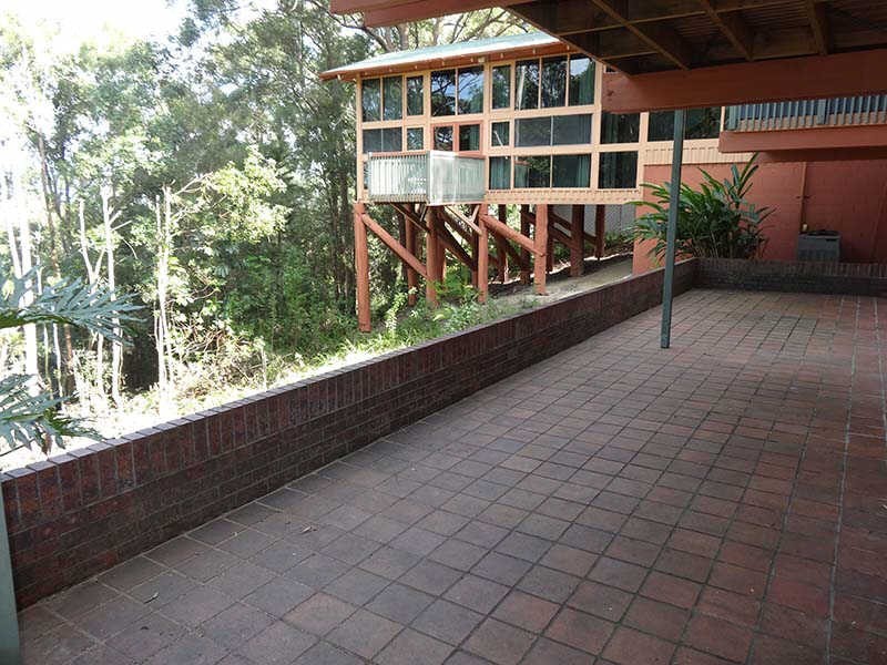 28B The Crescent, Ashmore QLD 4214