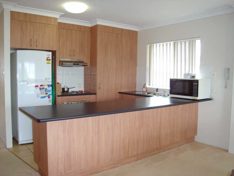 12/25 Walton Street, Southport QLD 4215