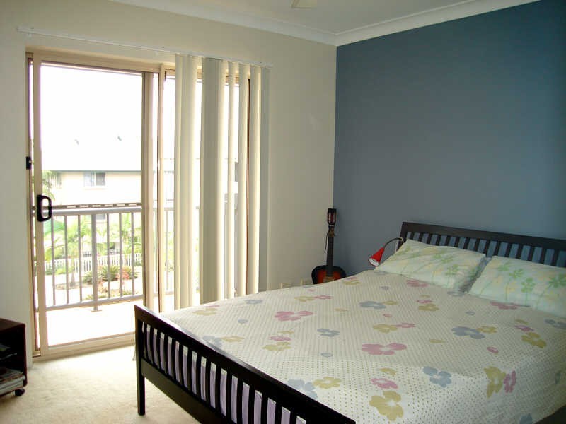 12/25 Walton Street, Southport QLD 4215