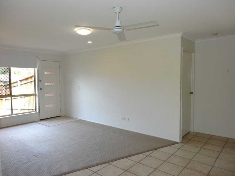1/239 Government Rd, Labrador QLD 4215