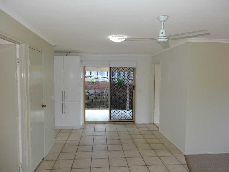 1/239 Government Rd, Labrador QLD 4215