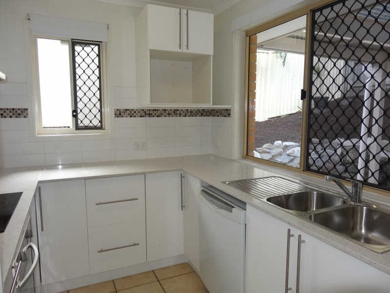 1/239 Government Rd, Labrador QLD 4215