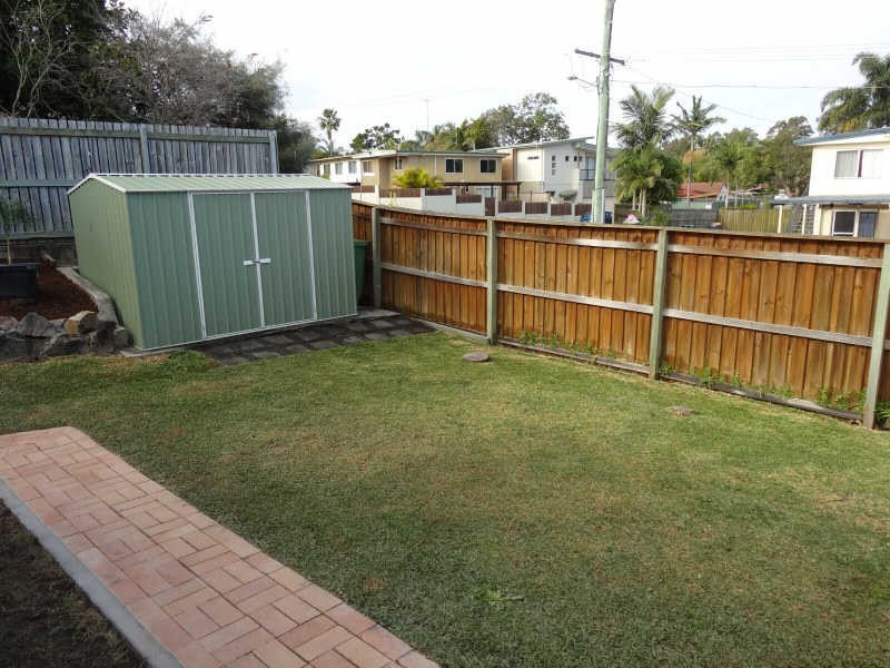 1/239 Government Rd, Labrador QLD 4215