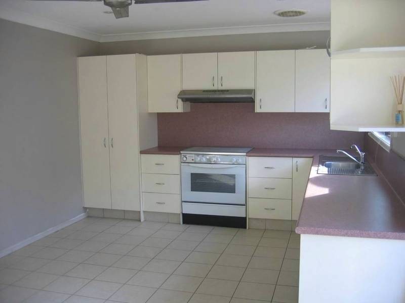 42 MUSCHARRY ROAD, Londonderry NSW 2753