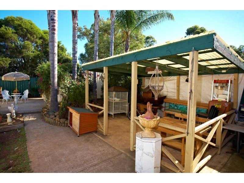 32 Brooker Street, Colyton NSW 2760