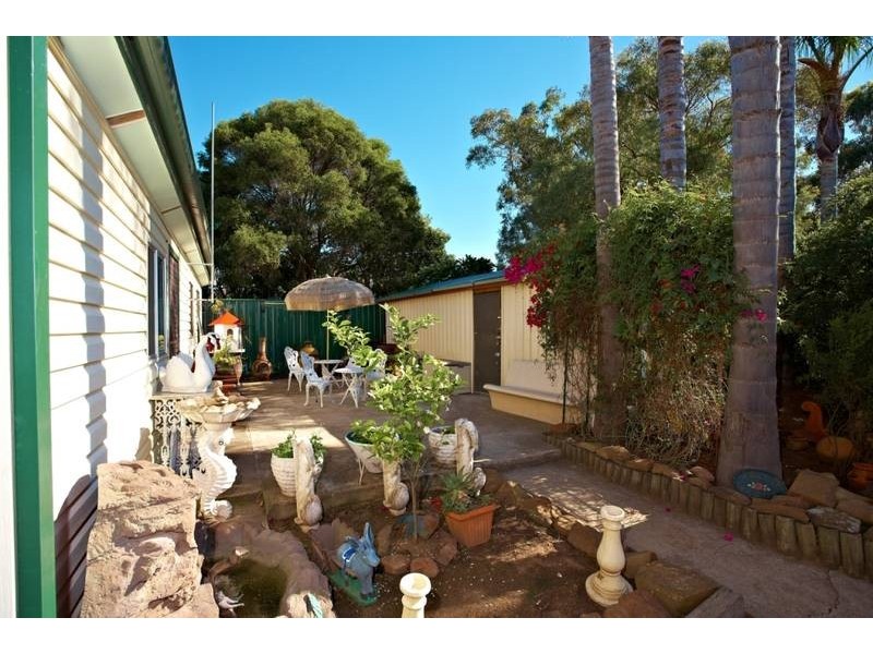 32 Brooker Street, Colyton NSW 2760