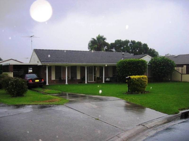 50 Menzies Circuit, St Clair NSW 2759