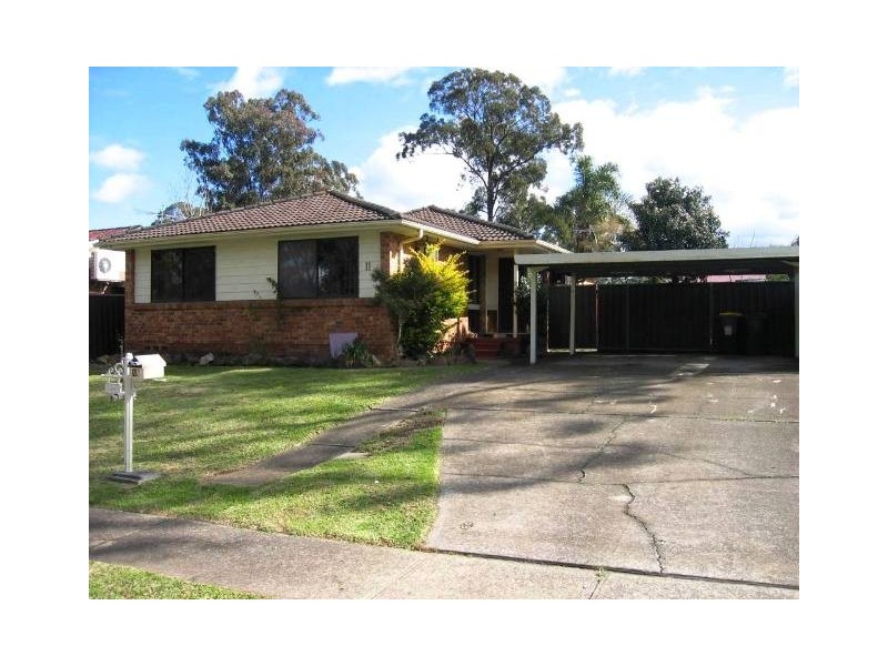 11 TRUSCOTT PLACE, Bidwill NSW 2770