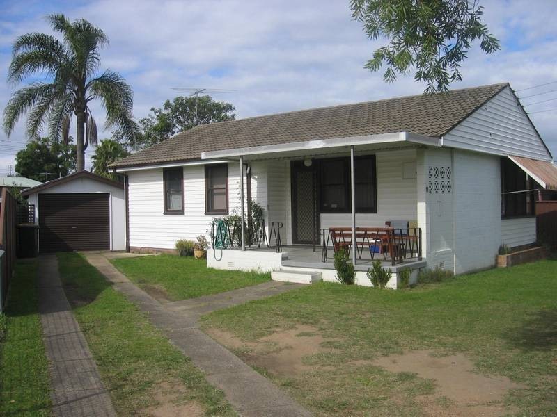 11 Hasselburgh Street, Tregear NSW 2770