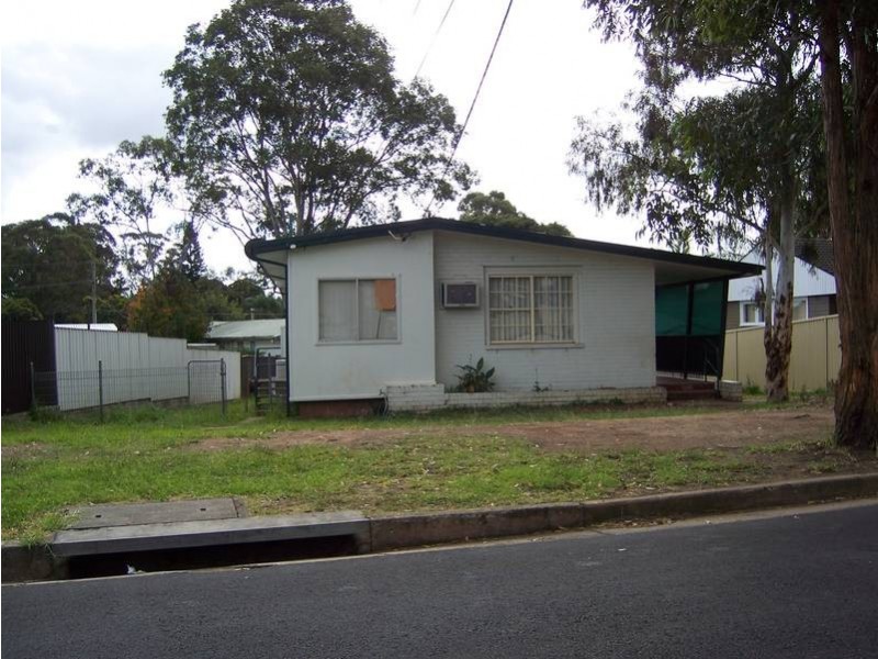 3 SHACKLETON AVENUE, Tregear NSW 2770