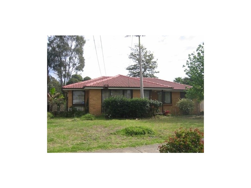 40 ELOURA STREET, Dharruk NSW 2770