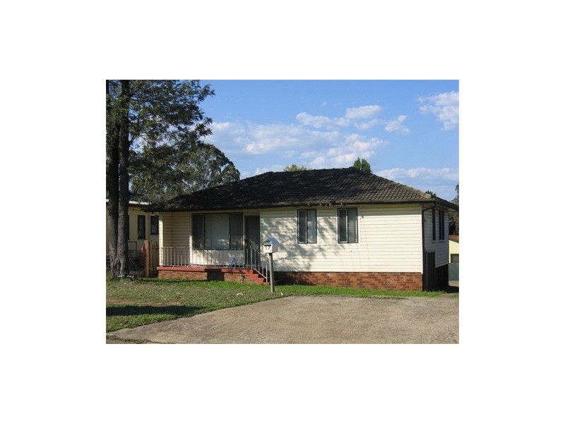 17 VINCENNES STREET, Tregear NSW 2770