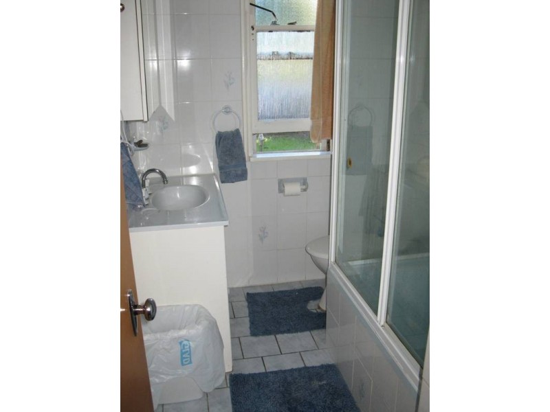 32 Wangaroa Crescent, Lethbridge Park NSW 2770