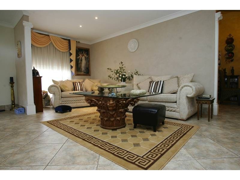 6 Scherell street, Dharruk NSW 2770