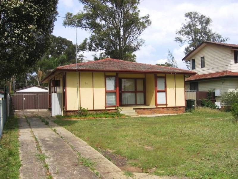 37 Kavieng Avenue, Whalan NSW 2770