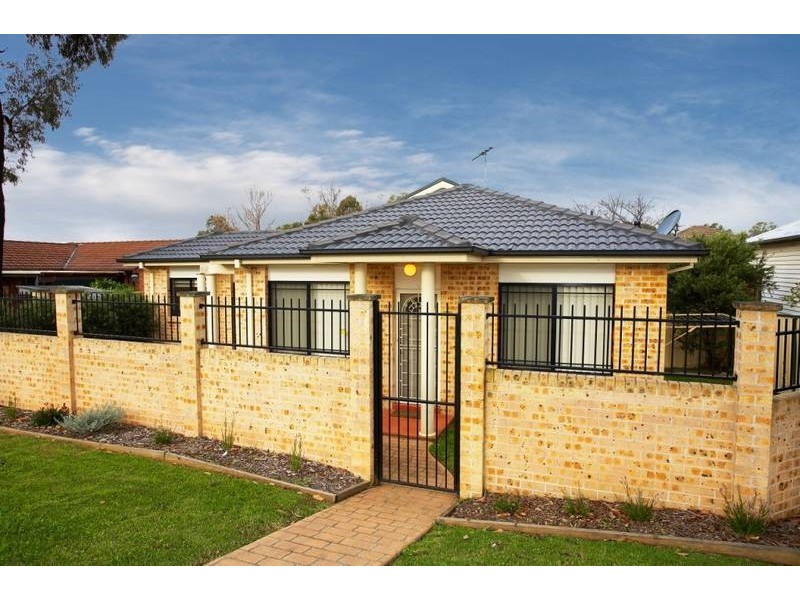 1/61 Targo Road, Girraween NSW 2145