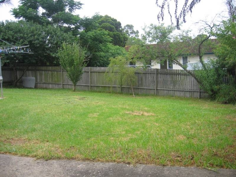 41 Lucena Cres, Lethbridge Park NSW 2770