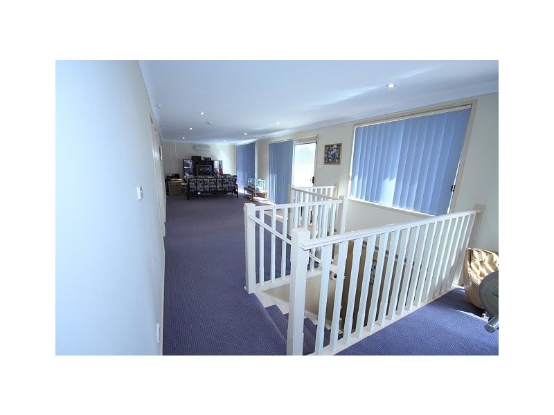 15 Speers Crescent, Oakhurst NSW 2761