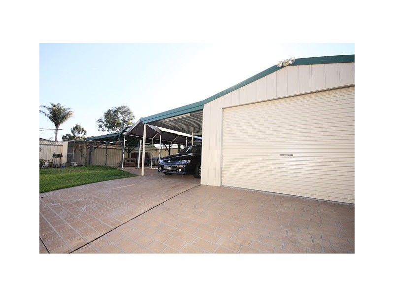 15 Speers Crescent, Oakhurst NSW 2761