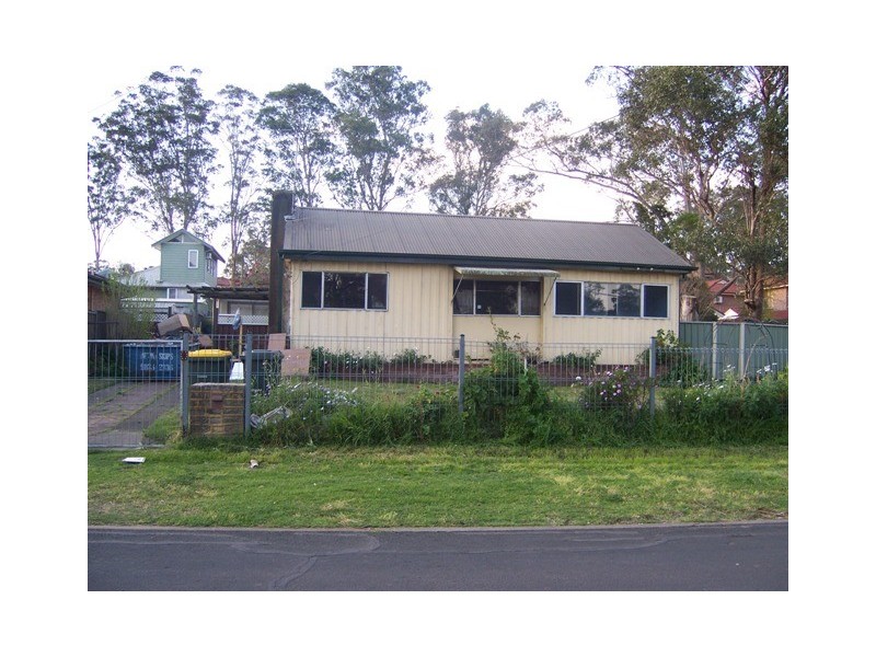 9 RAYNOR STREET, Mount Druitt NSW 2770