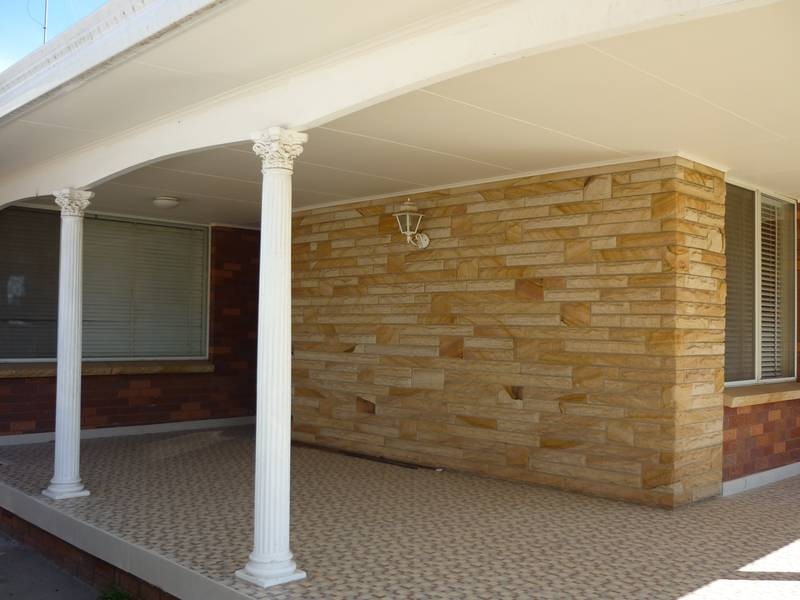 76 MELVILLE ROAD, St Clair NSW 2759