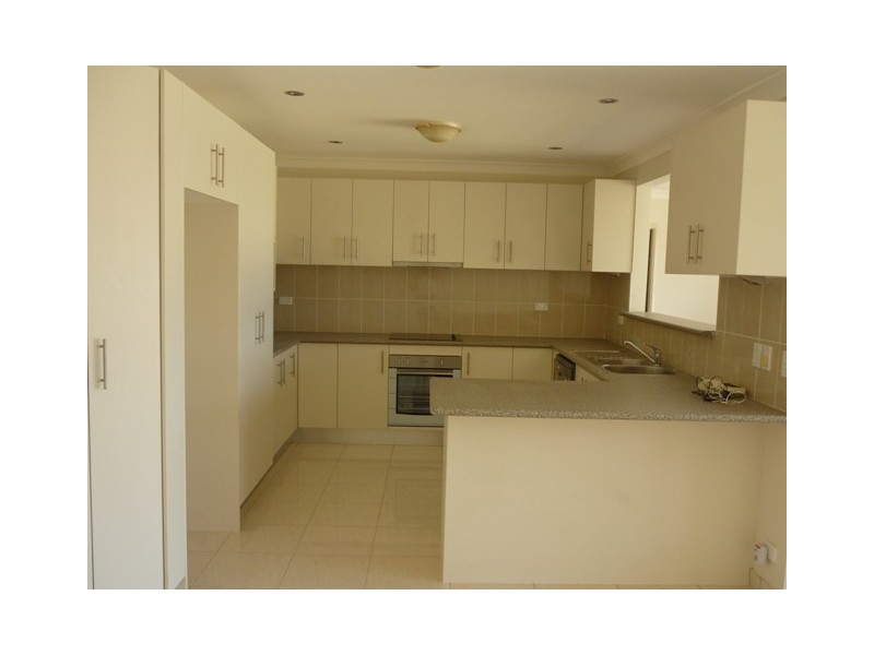 76 MELVILLE ROAD, St Clair NSW 2759