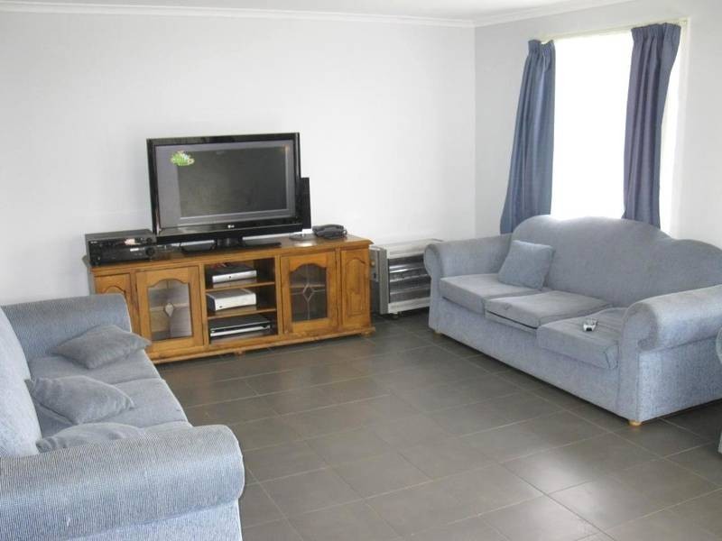 4 Kew Place, Dharruk NSW 2770