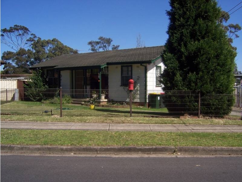 40 MURDOCH STREET, Blackett NSW 2770