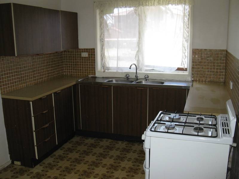 6 Caramar Street, Dharruk NSW 2770